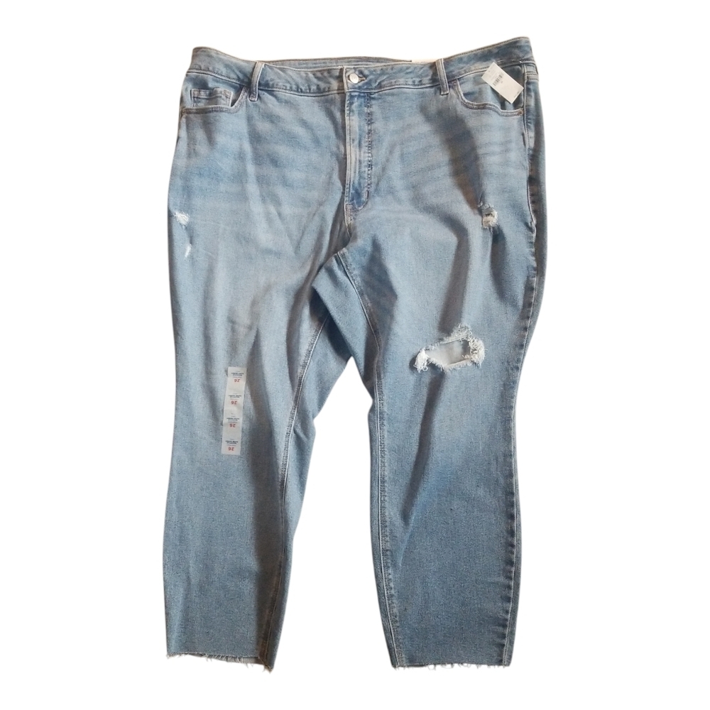 Old Navy Plus Size High-Rise Super Skinny Distressed Ankle Jeans in Blue